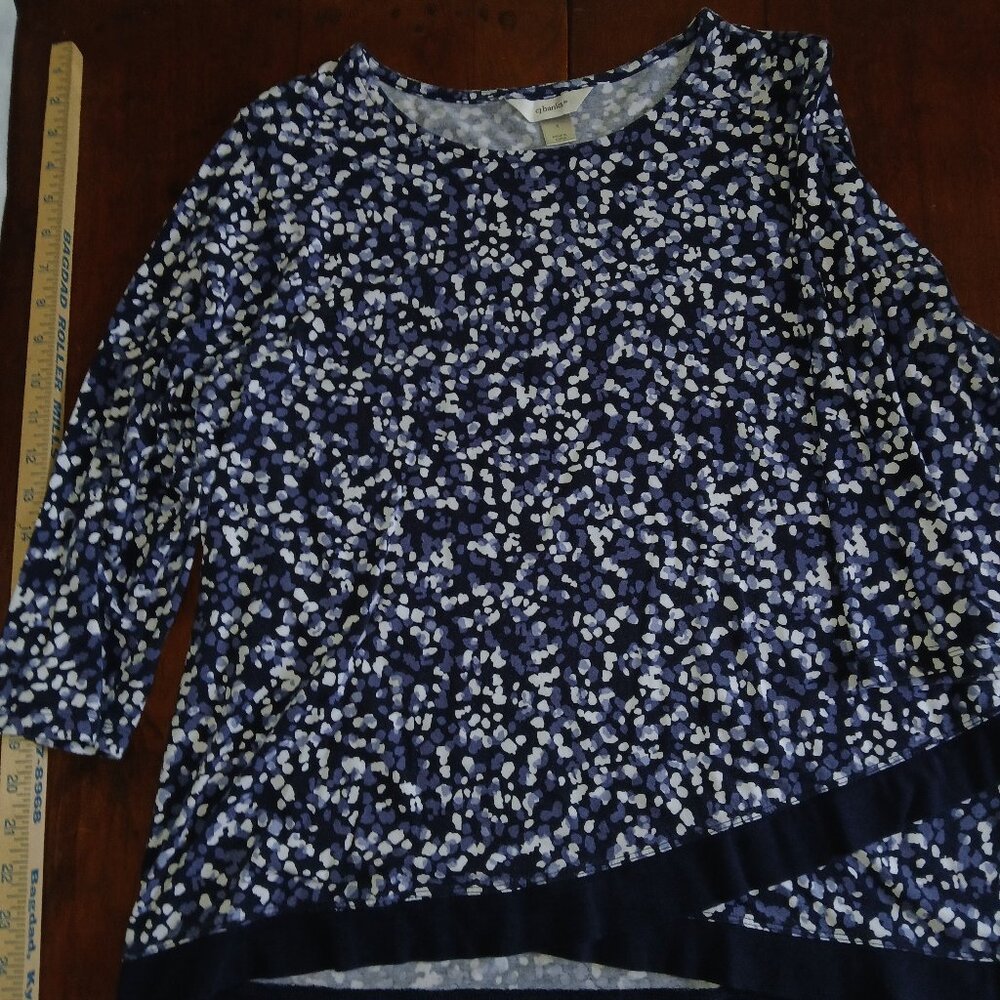 Christopher & Banks size X 3/4 sleeve top with asymmetrical front hem